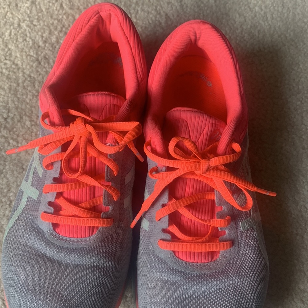 ASICS Running Shoes - Picture 2 of 6